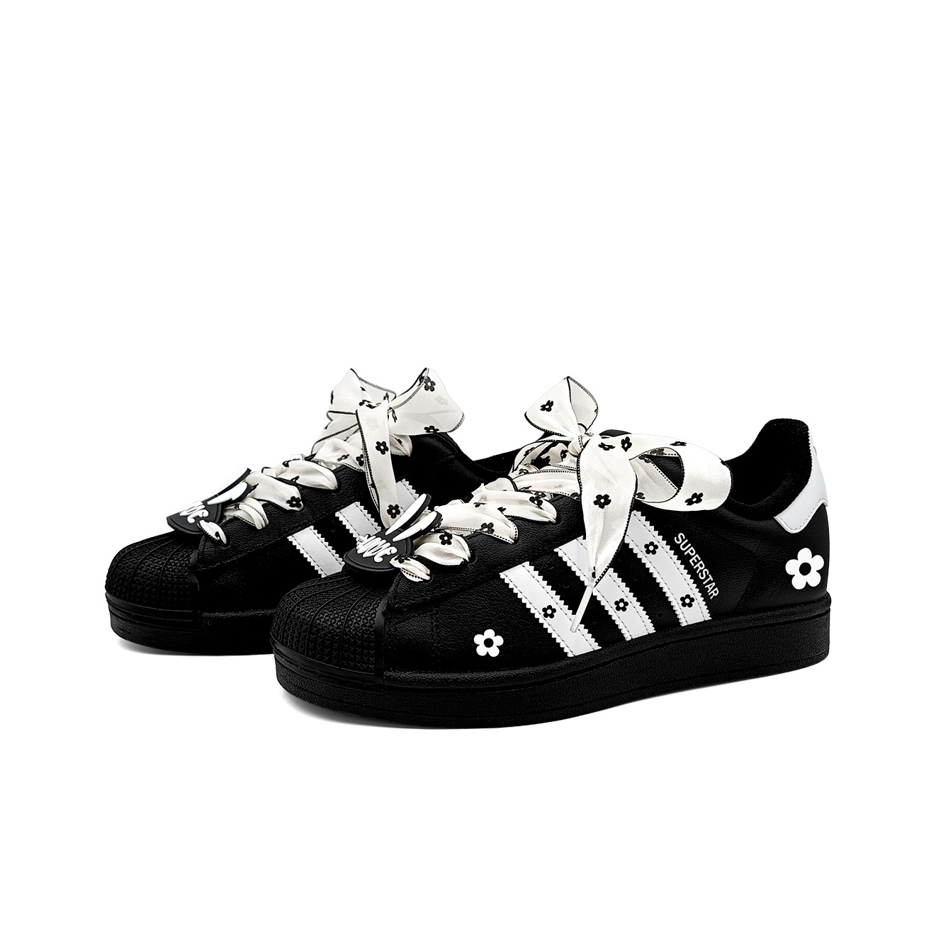 รองเท้าสเก็ตบอร์ด Adidas Origi - Adidas Shoes Superstar บทวิจารณ์และราคา